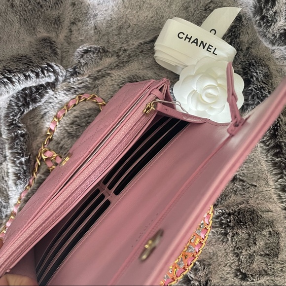 Chanel Wallet on Chain WOC Pick Me Up 22S Pink AP2804 B08299 NH622 Brand New - Picture 3 of 9